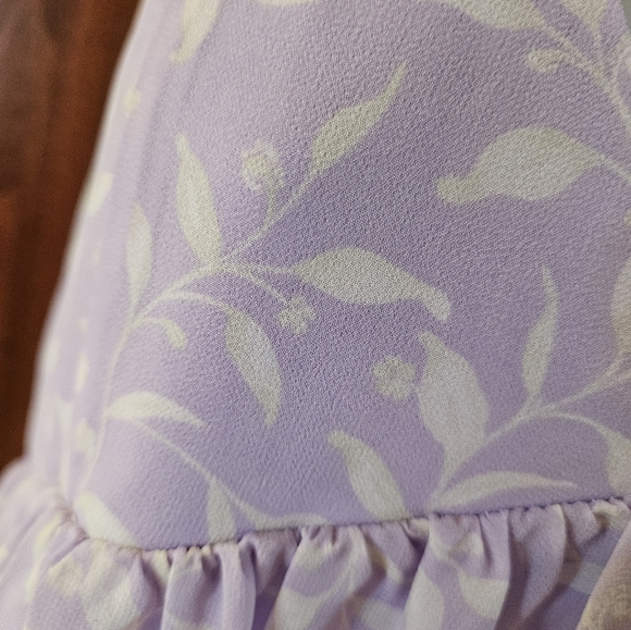 Dress - Picture 3 of 4